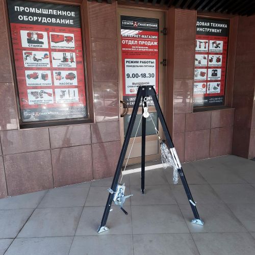 Штатив-тренога ТМ-4У усиленная с лебедкой ЛФ-1200, трос 35 метров, г/п 1000 кг, стальная, артикул ШТ4035 изображение